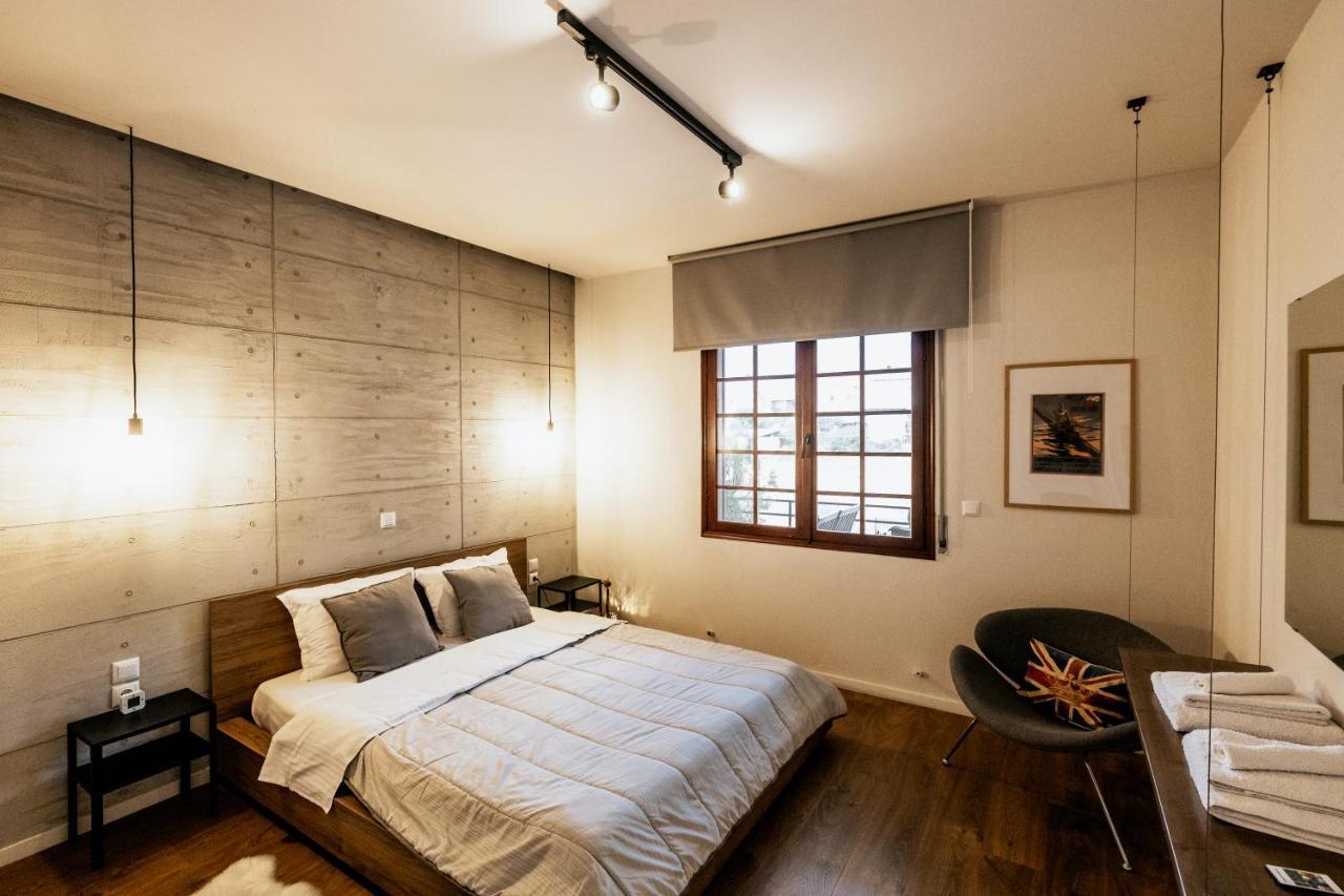 Fort D-Val Luxurious Apartment Ángistron Exteriör bild
